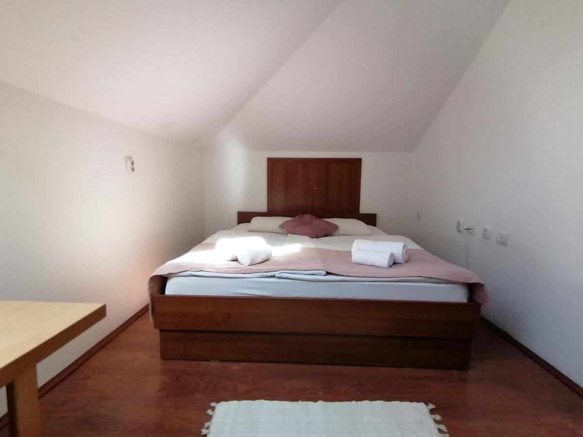 Mon Accommodation Free Parking Ni Exteriör bild