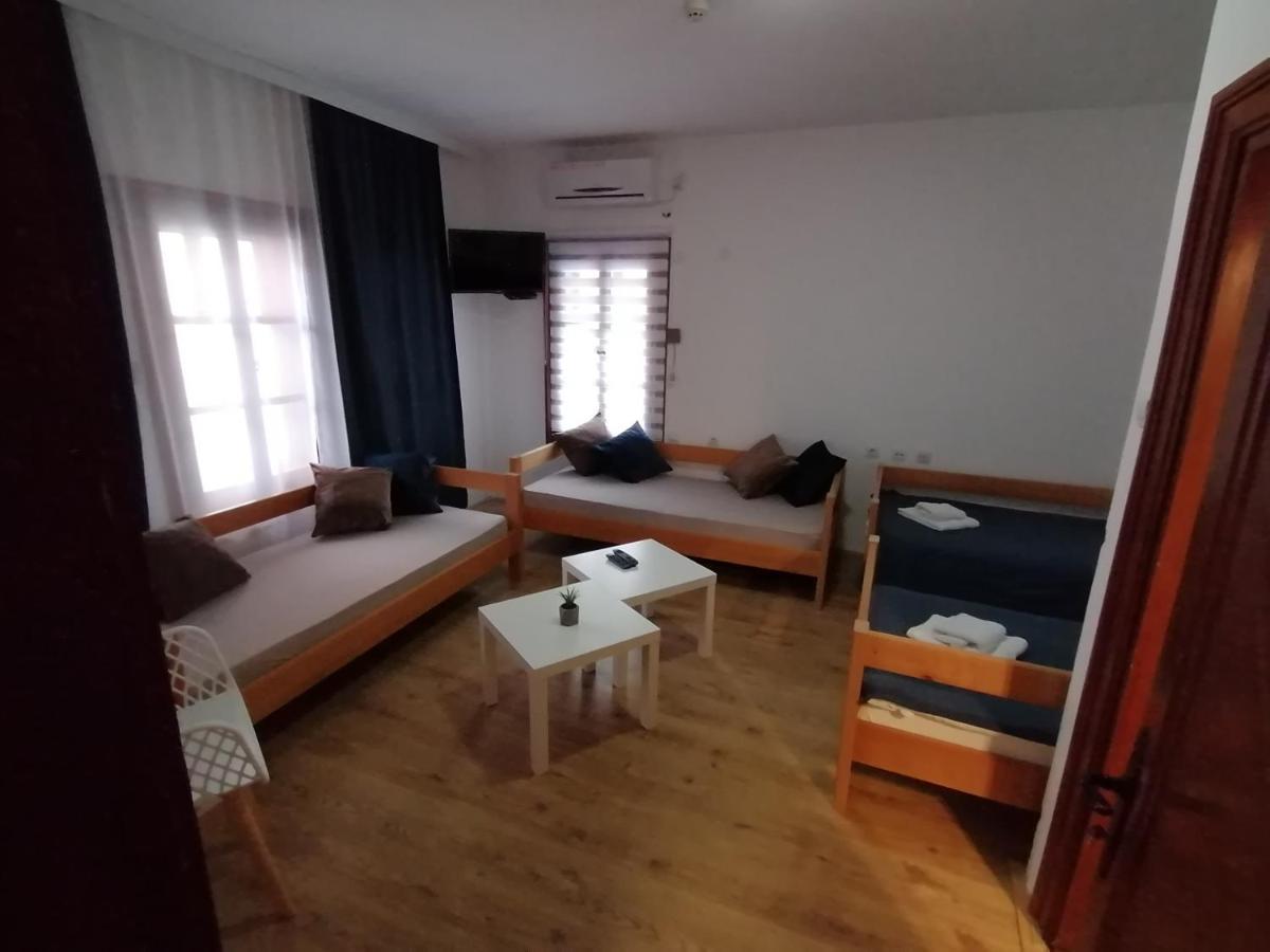 Mon Accommodation Free Parking Ni Exteriör bild