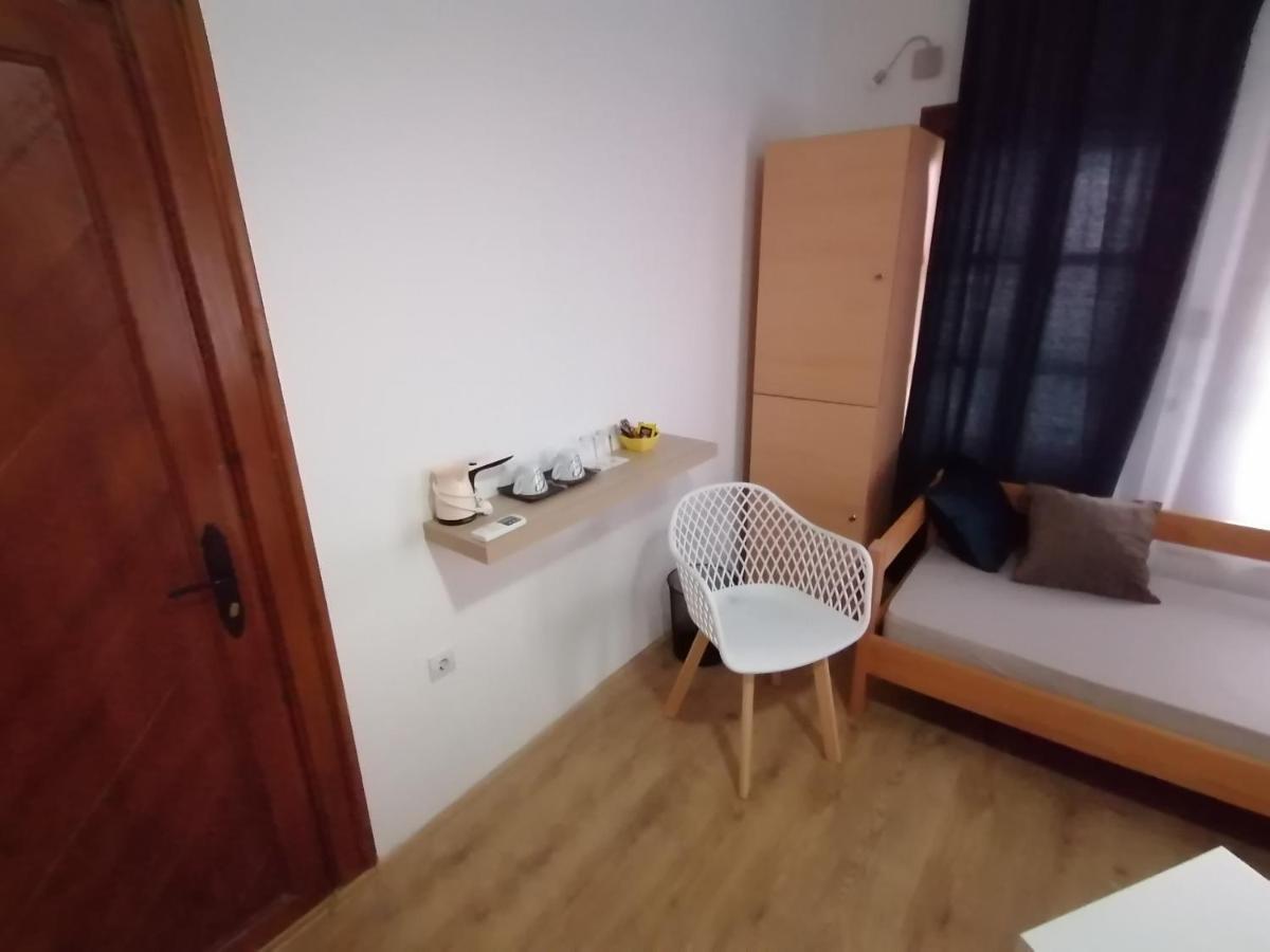 Mon Accommodation Free Parking Ni Exteriör bild