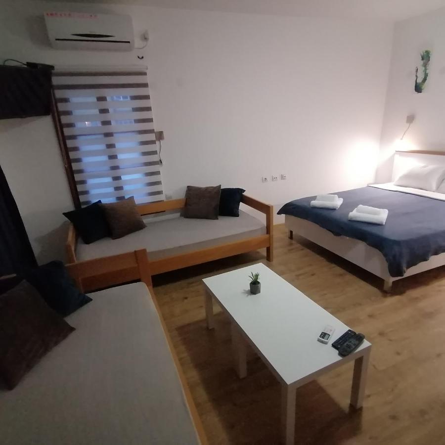 Mon Accommodation Free Parking Ni Exteriör bild